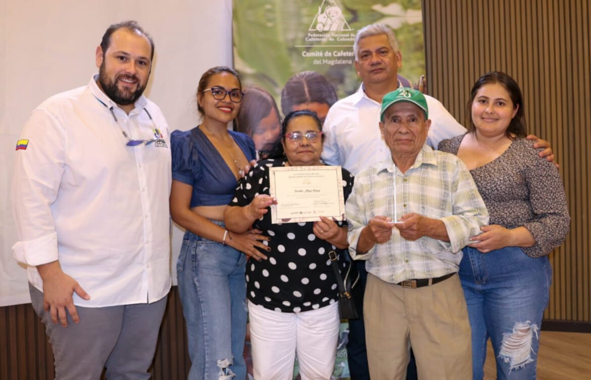 Reconocimiento a familias cafeteras del Magdalena
