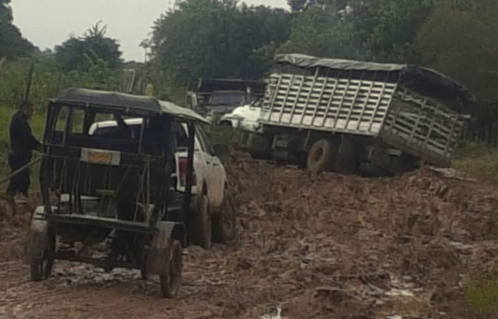 En el corregimiento Las Canoas, ‘las vías del cambio’ no han cambiado