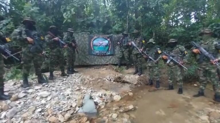 Pro y contras del comunicado a Petro de las Autodefensas de la Sierra