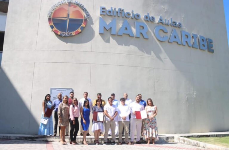 Unimagdalena exaltó la trayectoria y la dedicación de sus docentes