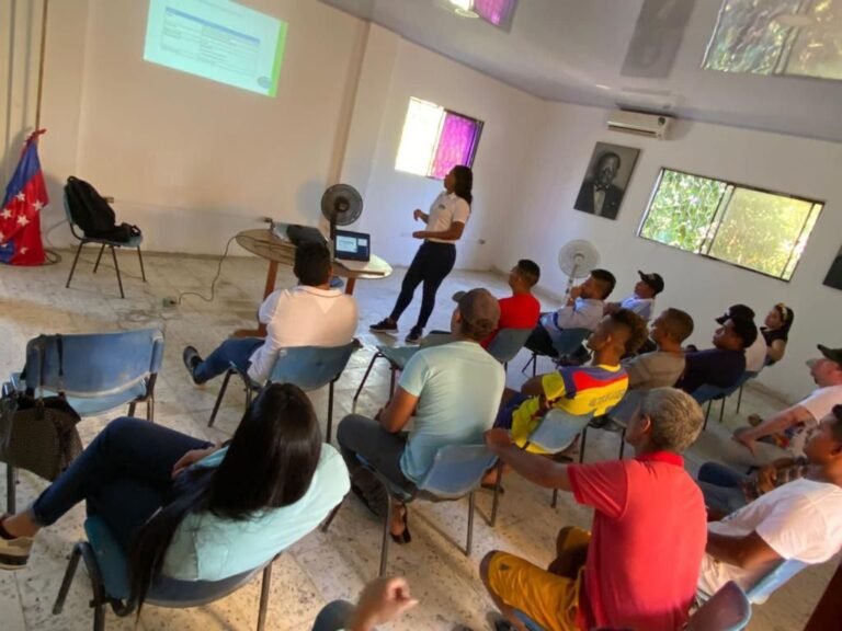 Corpamag avanza en la socialización de la recuperación del caño ciego