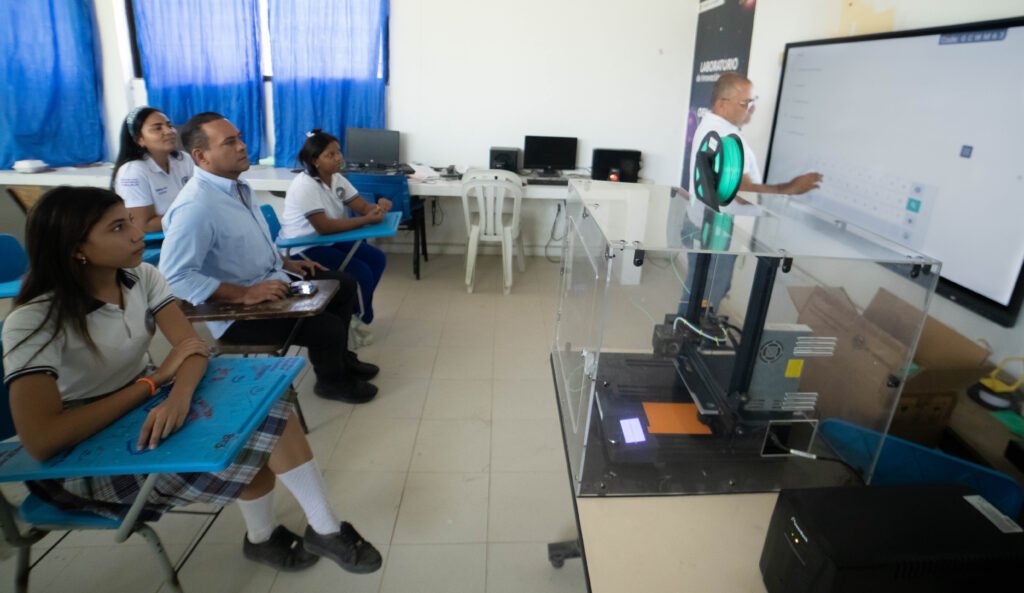 Plato, uno de los 15 municipios del Caribe con laboratorio de diseño en 3D