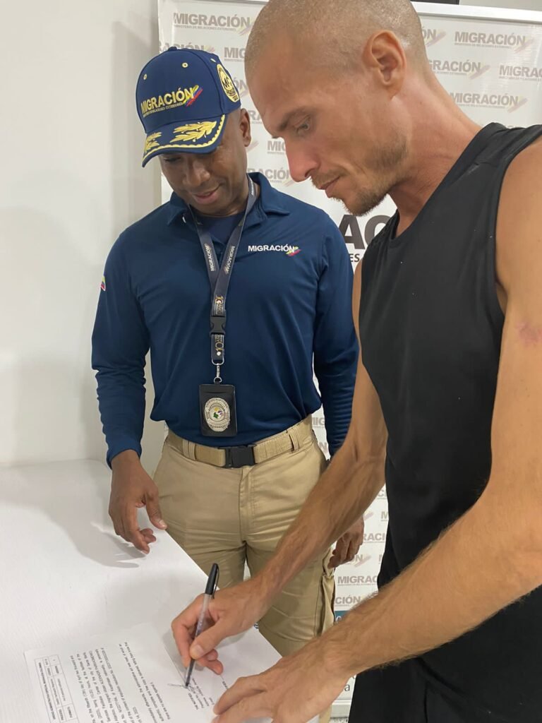 Ciudadano de Kazajistán deportado de Taganga necesitaba psiquiatra