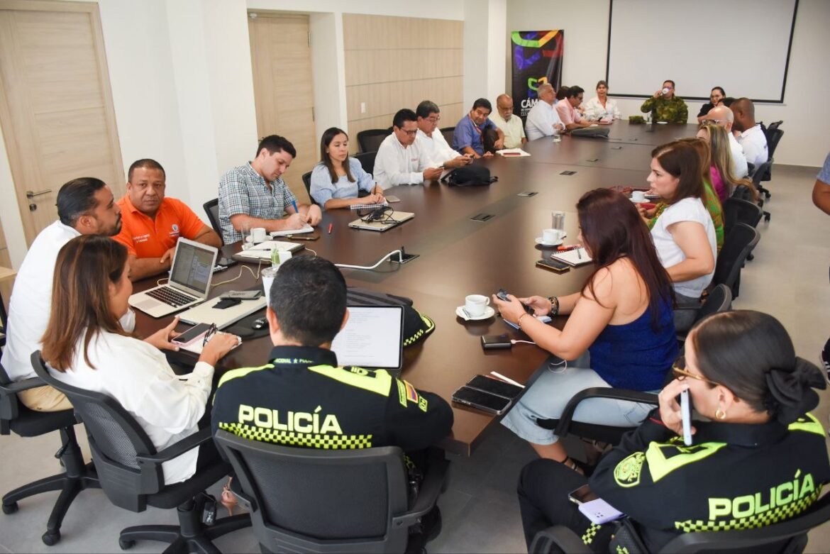 Reunion de seguridad con los empresarios y fuerza puìblica en Santa Marta