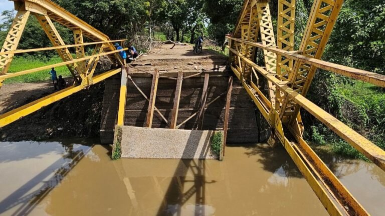 Piden a la Gobernación reconstruir puente en la vía Santa Ana y Pinto