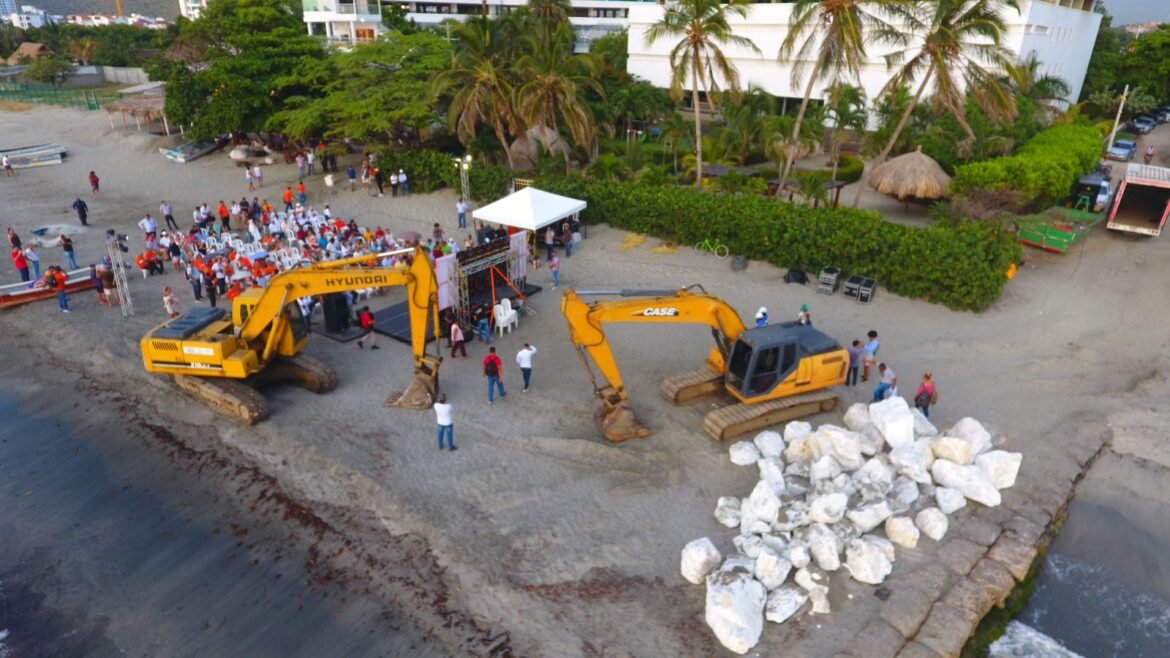 Inicio obras de erosioìn costera en playa salguero 4