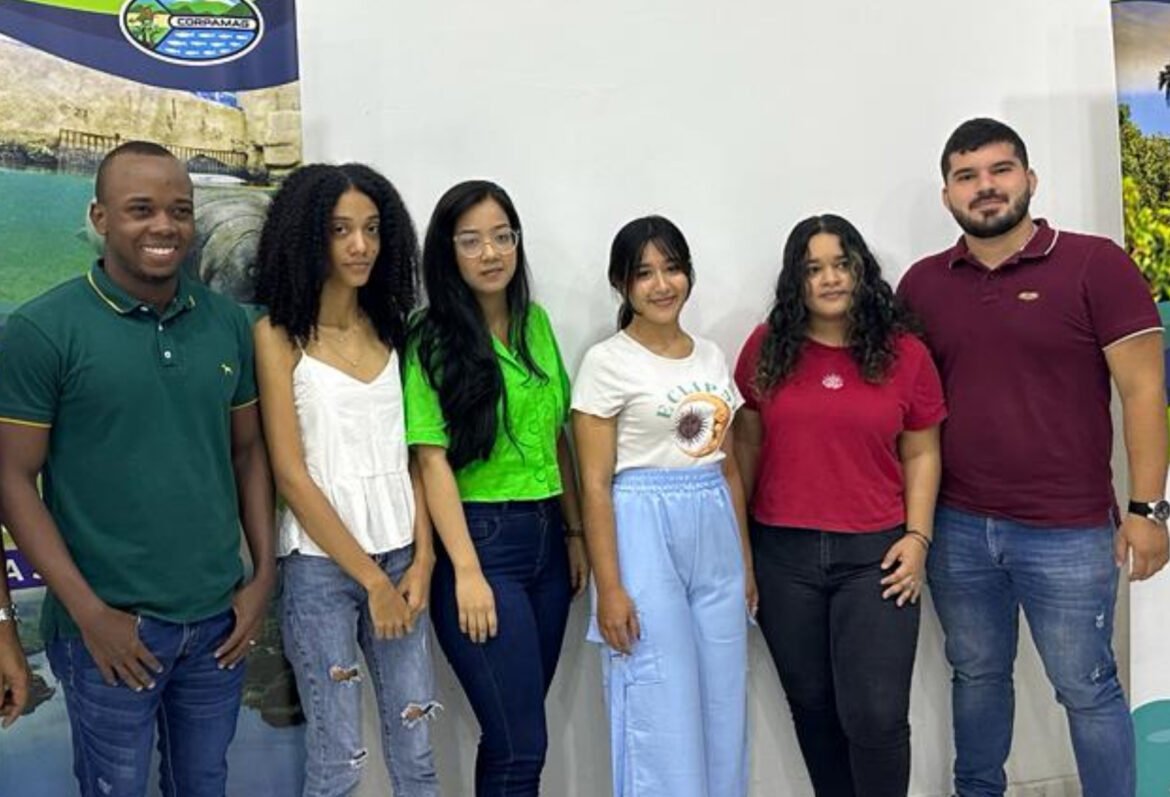 Universitarios vinculados a Corpamag