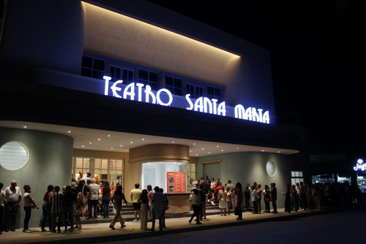 EL TEATRO SANTA MARTA