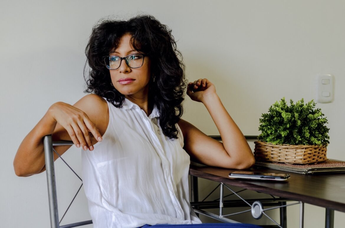 Annabell Manjarrés Freyle Annabell Manjarrés presentara su poema "Soledad Anfibia" en la FILBo 2024