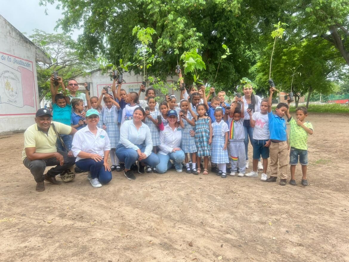 Corpamag y Alcaldía Tenerife Corpamag y la Alcaldía de Tenerife reforestan