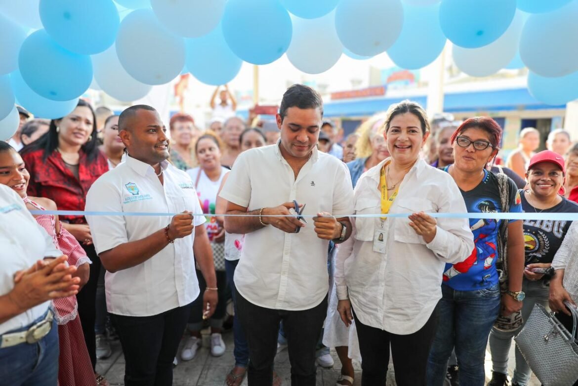 David Farelo Daza durante las jornadas de atención.