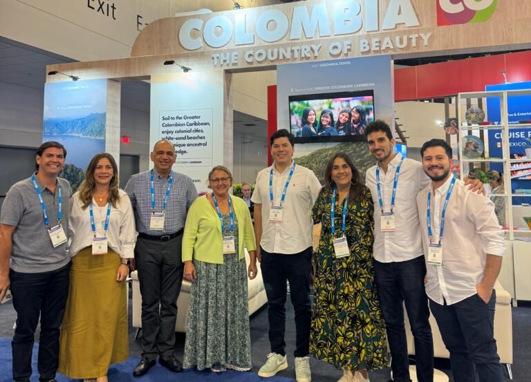 En Miami, alcalde abre rutas de cruceros hacia Santa Marta