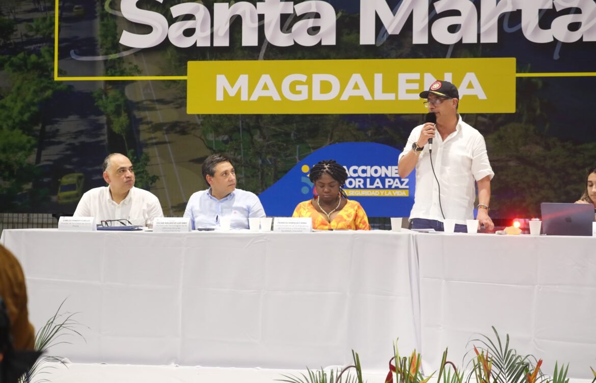 Petro en Santa Marta Petro en Santa Marta