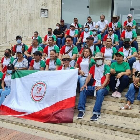 Subdirectiva Santa Marta del Sindicato Mixto de Trabajadores de las Universidades Públicas Nacionales de Colombia -Sintraunal-.