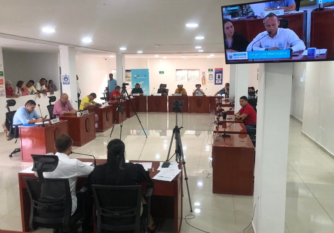 Essmar en el Concejo espuestas contundentes exigen concejales de Santa Marta al gerente de la Essmar,