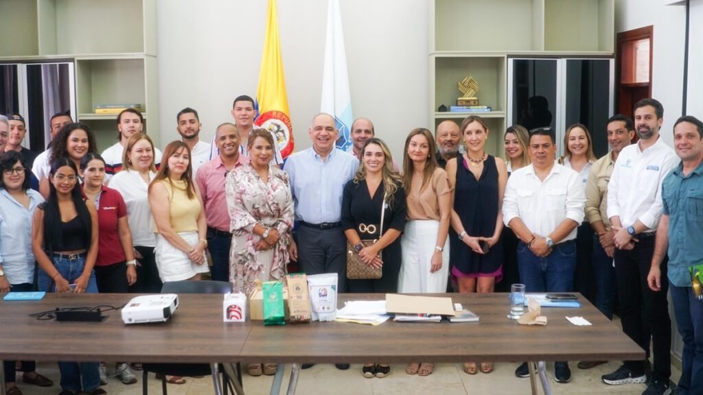 Alcaldía y Acodrés unidos por la industria gastronómica de Santa Marta