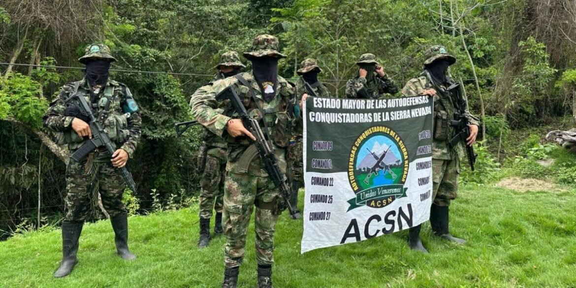 Autodefensas de la Sierra Nevada Las autodefensas de la Sierra Nevada emitieron el mensaje intimidante a través de las redes sociales.