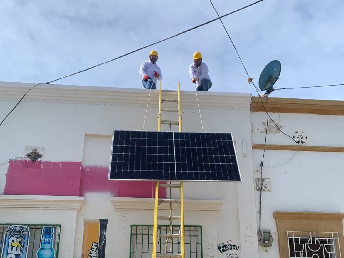 tiendas en Santa Marta Las tiendas en Santa Marta serán pioneras en el uso de energía solar.