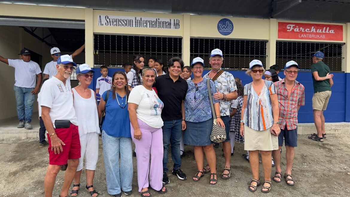 De casa alquilada a infraestructura sólida colegio Altos de Bahía Concha El Colegio Altos de Bahía Concha pasa de precarias condiciones a una infraestructura en crecimiento gracias a esfuerzos comunitarios e institucionales.