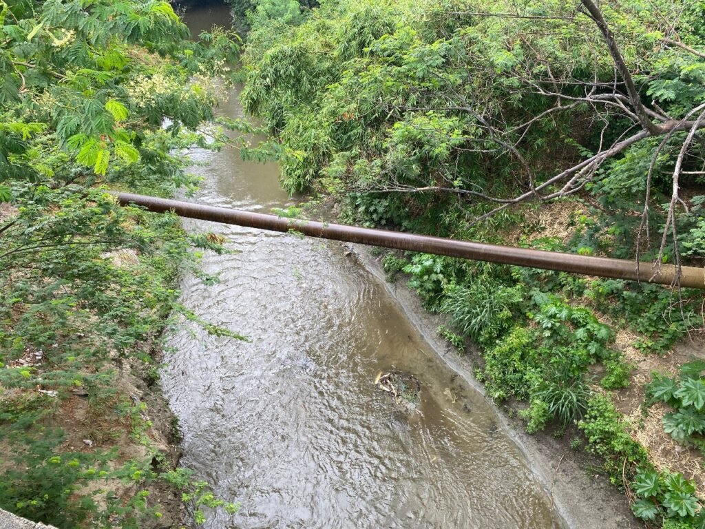Corpamag reconoce y regula la extracción manual de arena en el río Manzanares