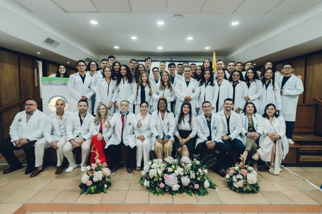 Unimagdalena sigue entregando médicos de calidad a los territorios