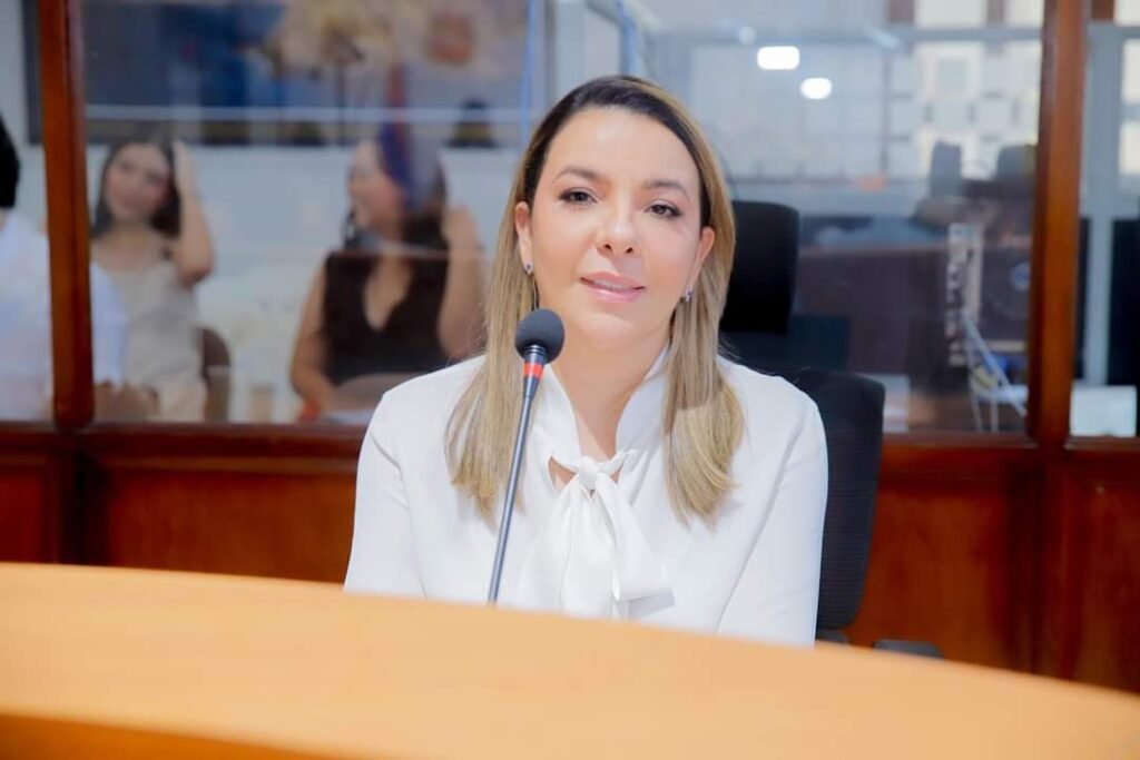 ¿Quién es Mallath Martínez Cantillo, la mujer que se lanza por el ‘trono’ departamental?