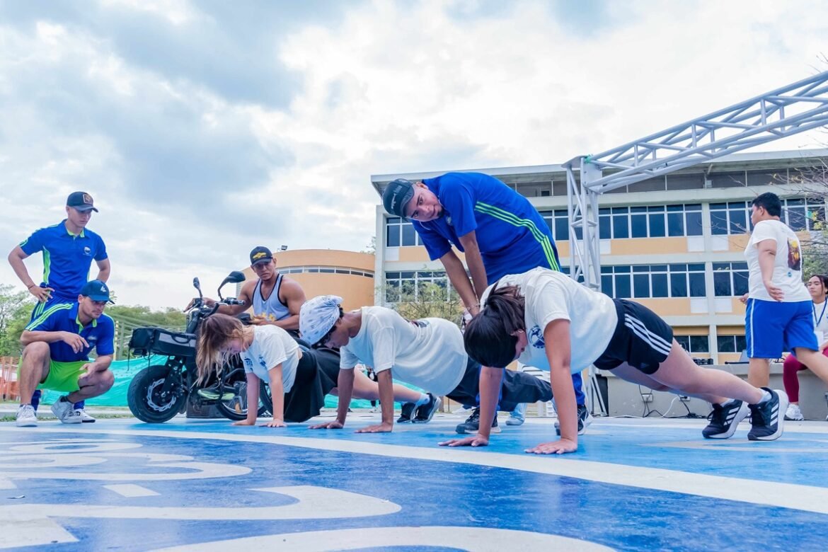 Talento Unimagdalena Durante el primer día de actividades de la Semana Cultural 2025, la comunidad universitaria disfrutó de espacios académicos, recreativos y deportivos.
