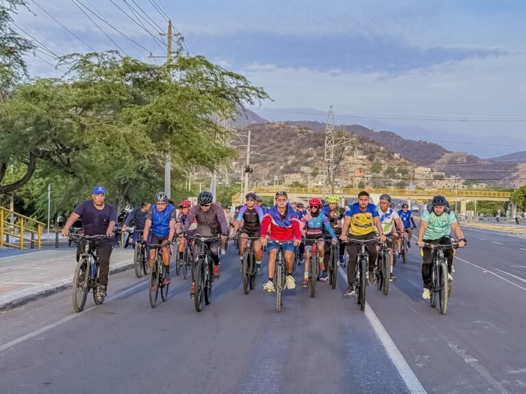 Más de 600 personas pedalearon en una ruta deportiva y cultural en Bonda