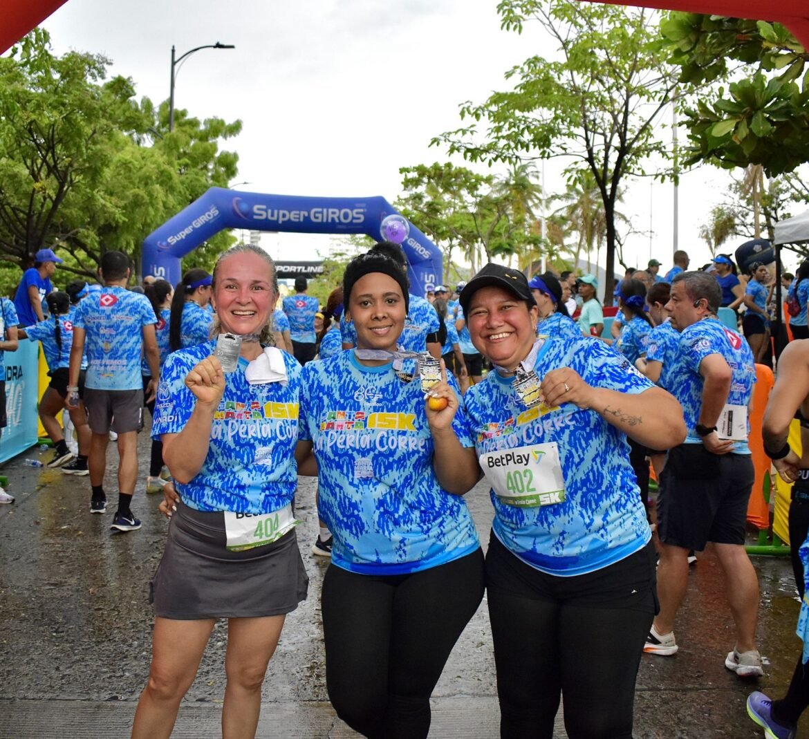 LA PERLA CORRE Más de 2.000 corredores vivieron con La Perla Corre una experiencia inolvidable en las calles de Santa Marta