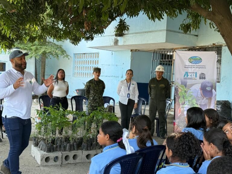 Corpamag y el Ejército celebran el día mundial del medio ambiente con siembra de árboles en la I.E.D. Normal San Pedro Alejandrino