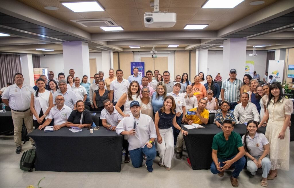 Cámara de Comercio y Confecámaras lanzan Conecta2