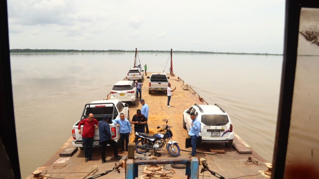 El ferry zarpa entre Remolino y Palmar de Varela y el  Magdalena ni se entera