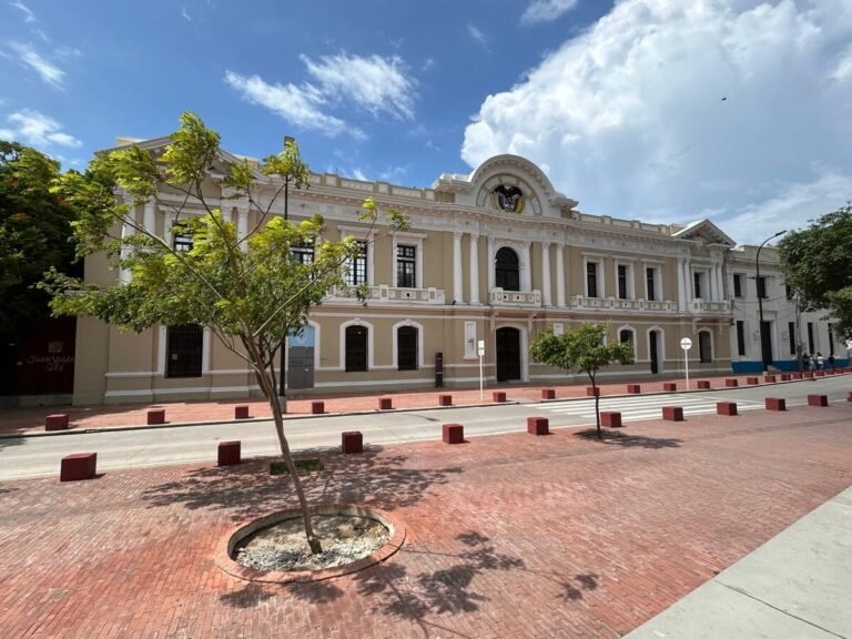 “Gobernación del Magdalena no tramita permisos completos para obras”, advierte la Alcaldía de Santa Marta