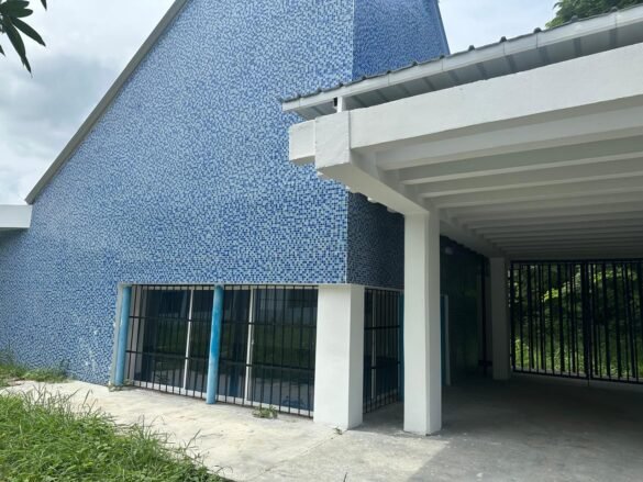 La entrega de estas cinco aulas en la IED Normal Superior San Pedro Alejandrino representa una inversión en el futuro de los más pequeños.