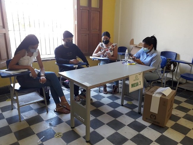 consejos de juventud La lista de Santa Marta Sí Puede, el movimiento del Alcalde Carlos Pinedo Cuello se impuso en las tres localidades del Distrito con 5.236 votos, en unas elecciones donde el abstencionismo de los jóvenes fue el verdadero protagonista.