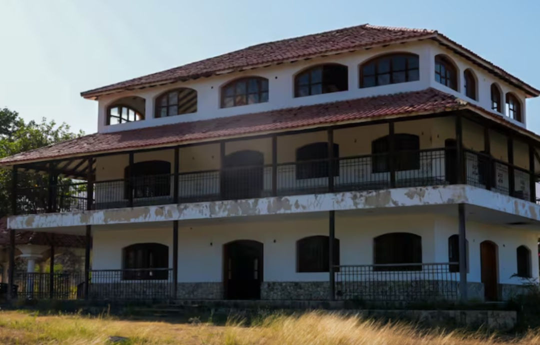 Terreno entregado por la SAE en Santa Marta ubicado en la zona de Santa María del Mar – Aguas Claras, donde se construirá el Data Center con proyección tecnológica y de desarrollo regional.