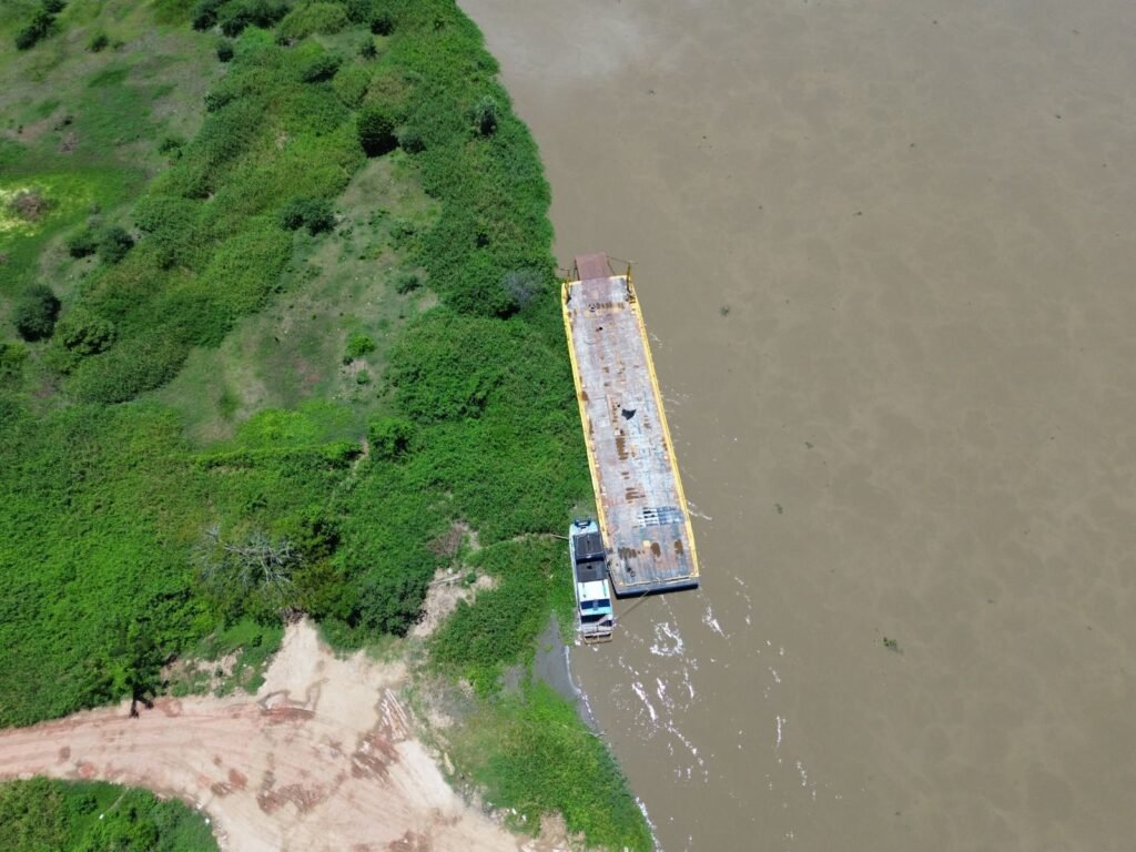 Corpamag regula paso de ferry en Salamina con medidas estrictas por riesgos ambientales