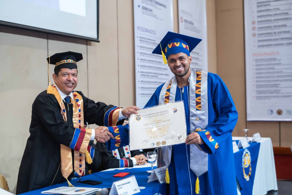 Con la graduación de 16 médicos, programa Talento Magdalena marca un hito en el territorio