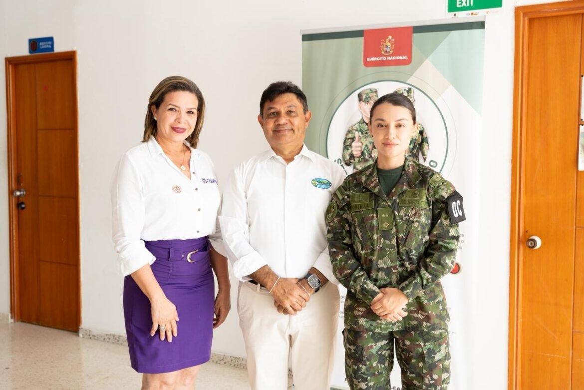 Articulación entre la Corporación Autónoma Regional del Magdalena, Unicaribe y el Ejército Nacional en jornada de formación ambiental en Santa Marta.