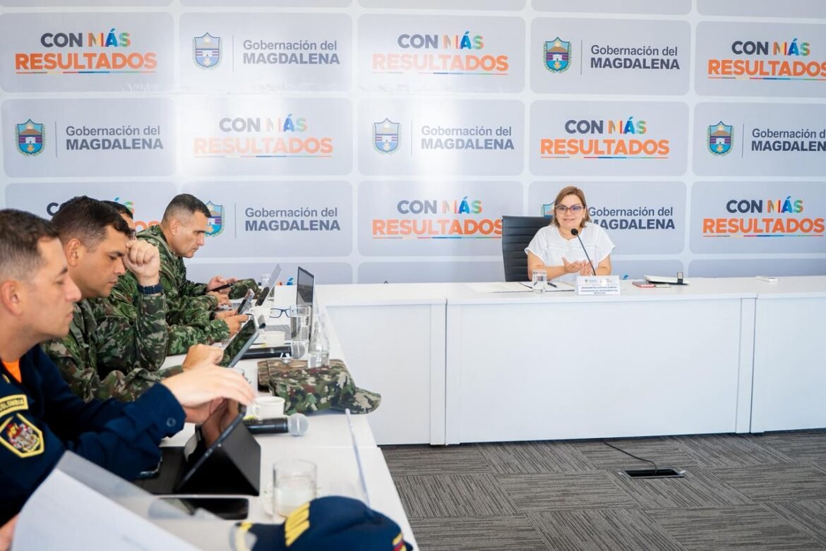 Autoridades realizaron un consejo extraordinario de seguridad tras la masacre en Palmira, hecho que llevó al anuncio de una base militar transitoria en Puebloviejo y al refuerzo de operaciones en la Ciénaga Grande.